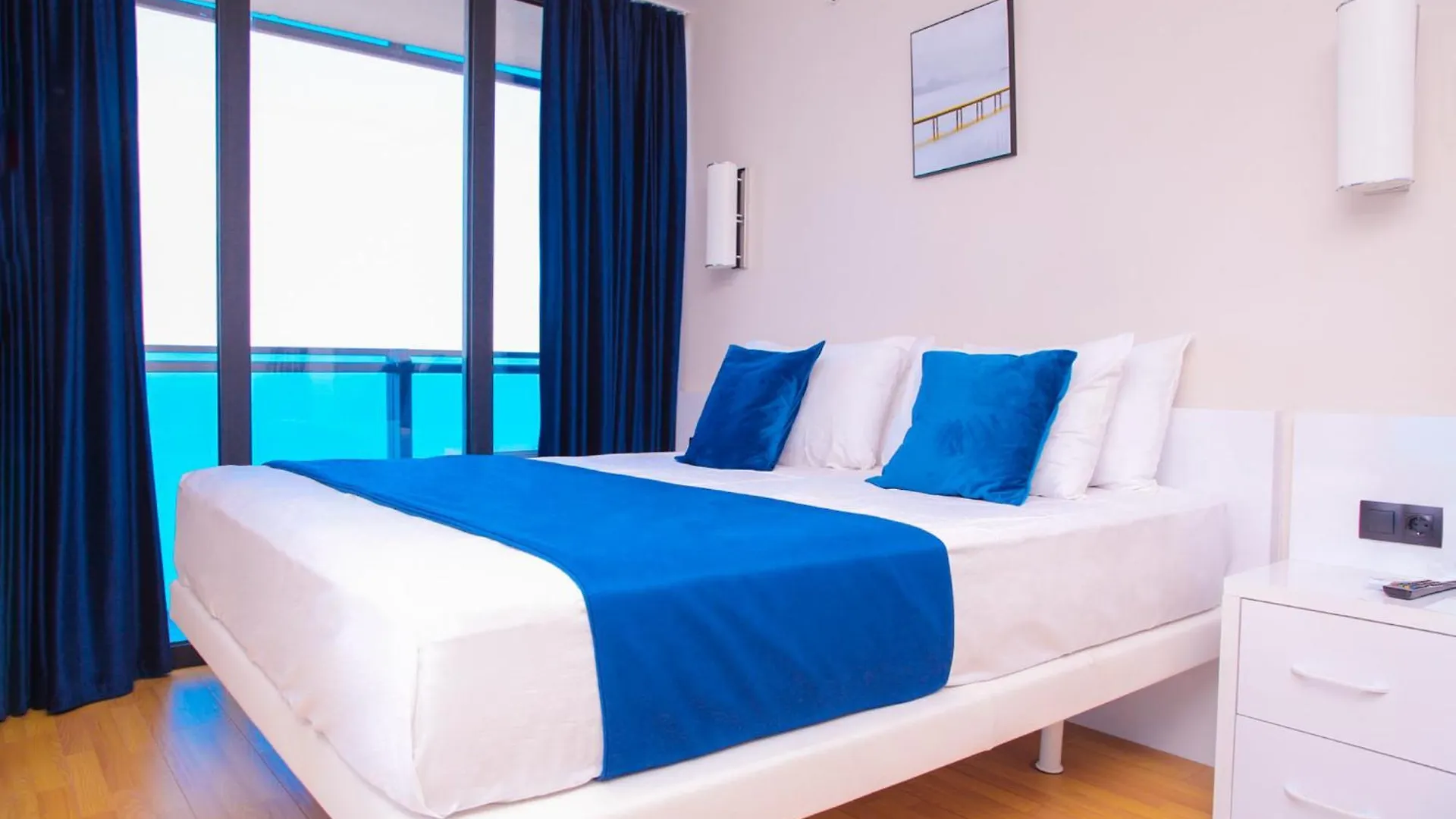 Elite Class Sea View Aparthotel In Orbi City Batumi