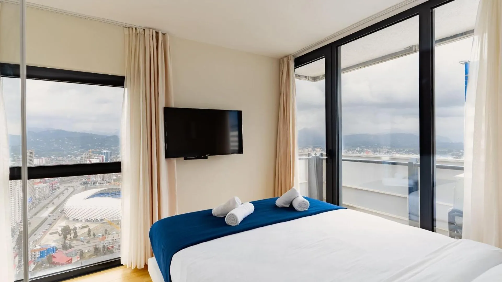 Elite Class Sea View Aparthotel In Orbi City Batumi
